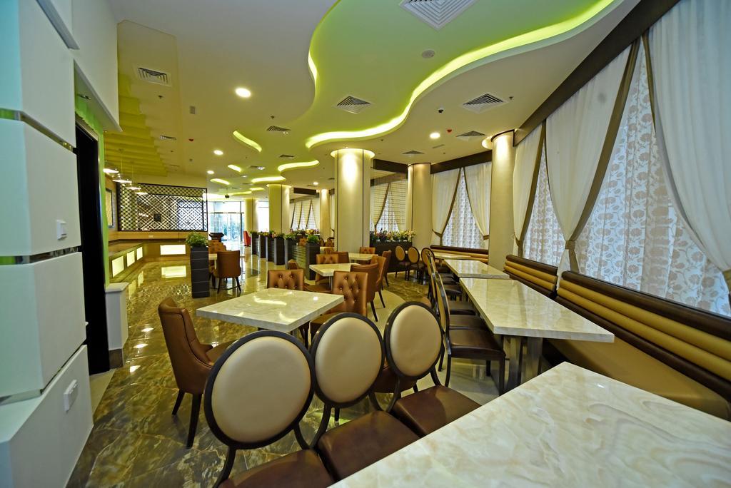 Alain Hotel Ajman Exterior foto